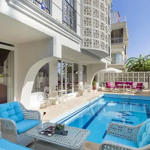 Hotell Wise & - Adults Only